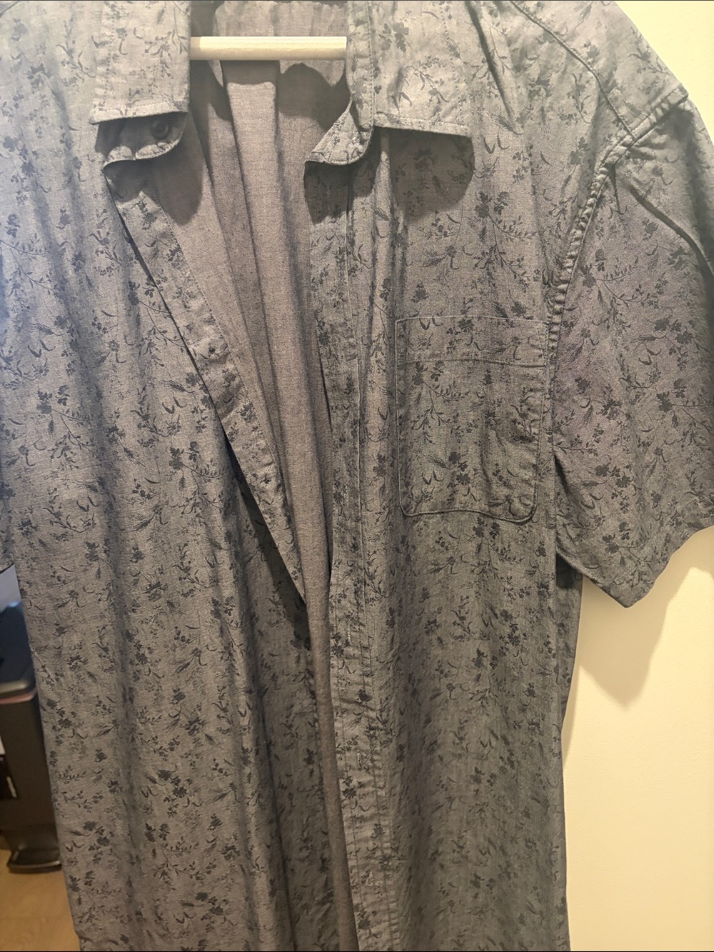 Taylor Stitch Men's short sleeve - Picture 3 of 6